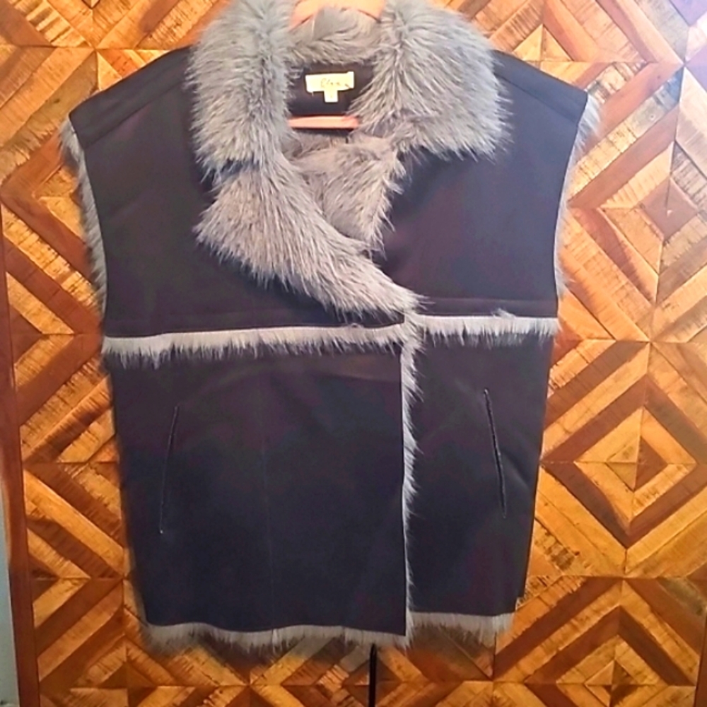 Elan Eloise Faux Fur Vest